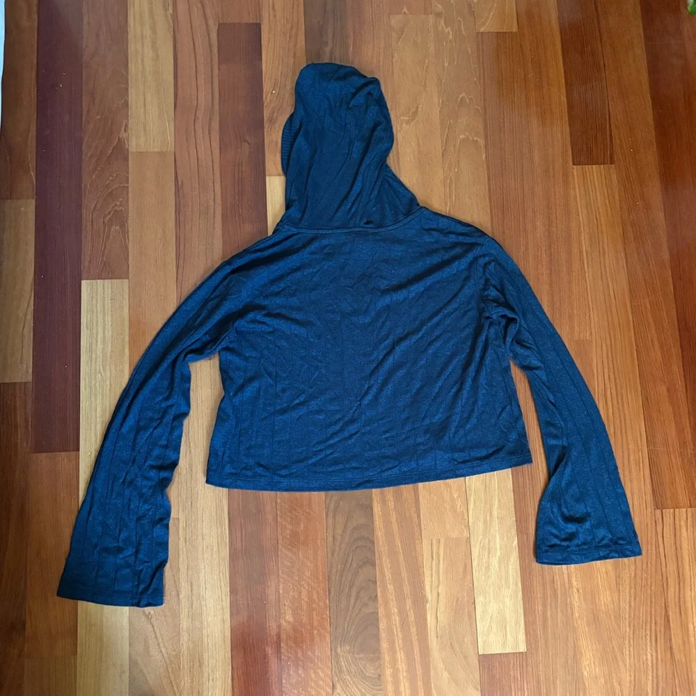 Athleta Navy Hooded V-Neck Top - Picture 4 of 4